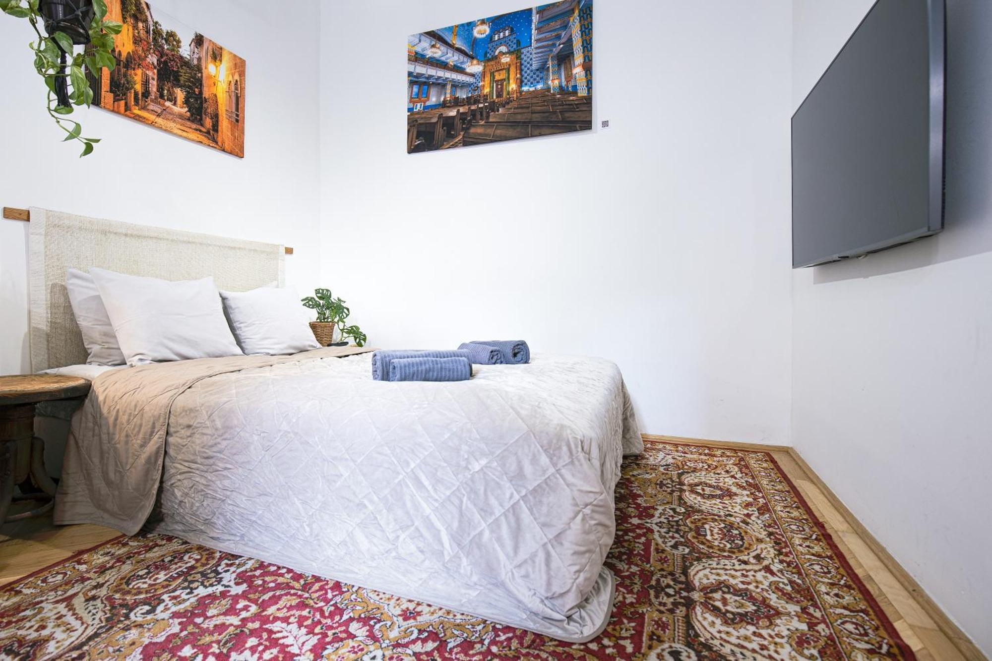 Budapestayz - Bacso Apartments Bagian luar foto
